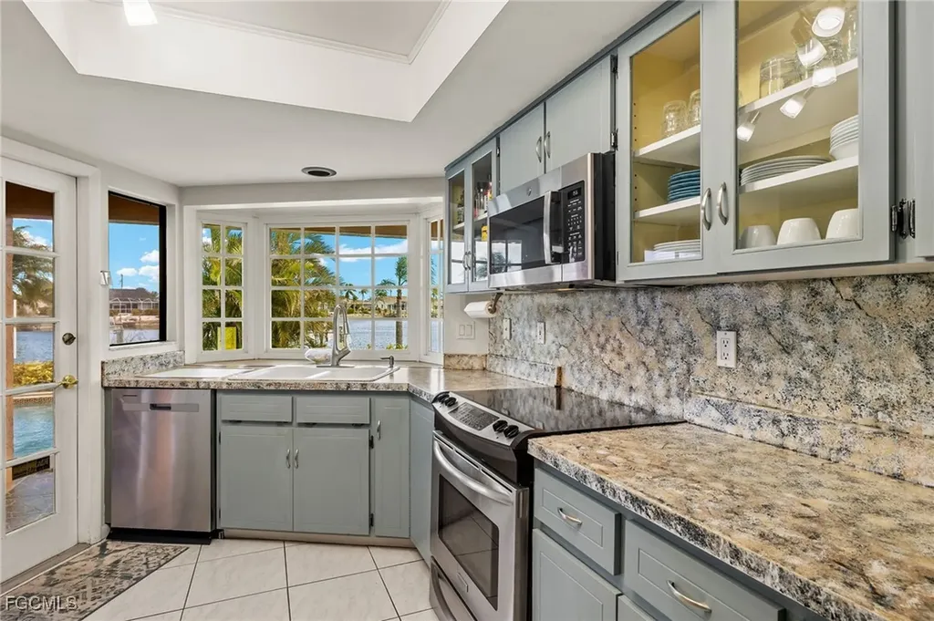 3909 SE 1st Avenue Cape Coral FL 33904