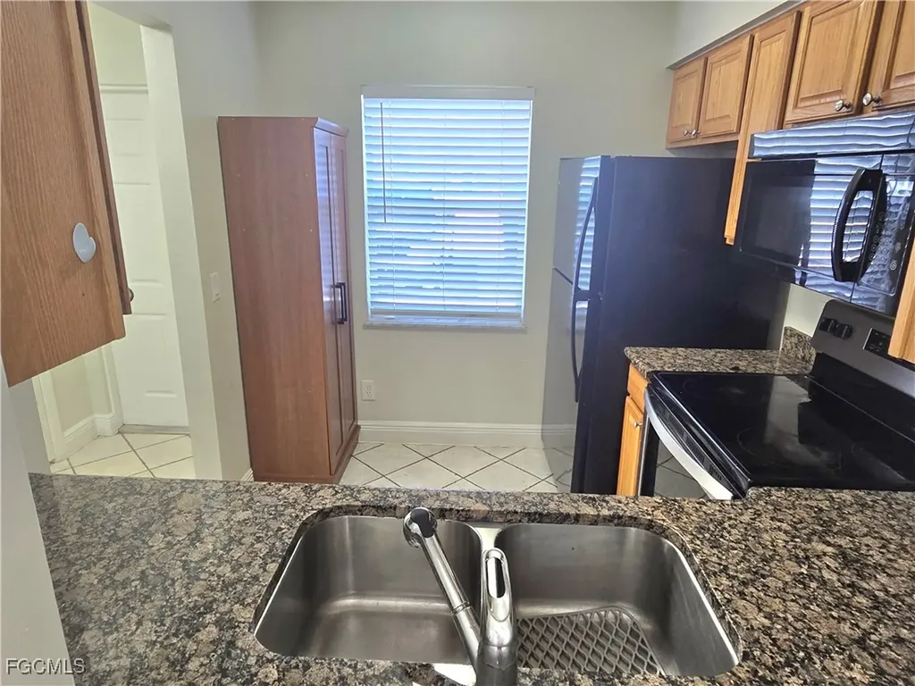 4424 SW 8th Place Cape Coral FL 33914
