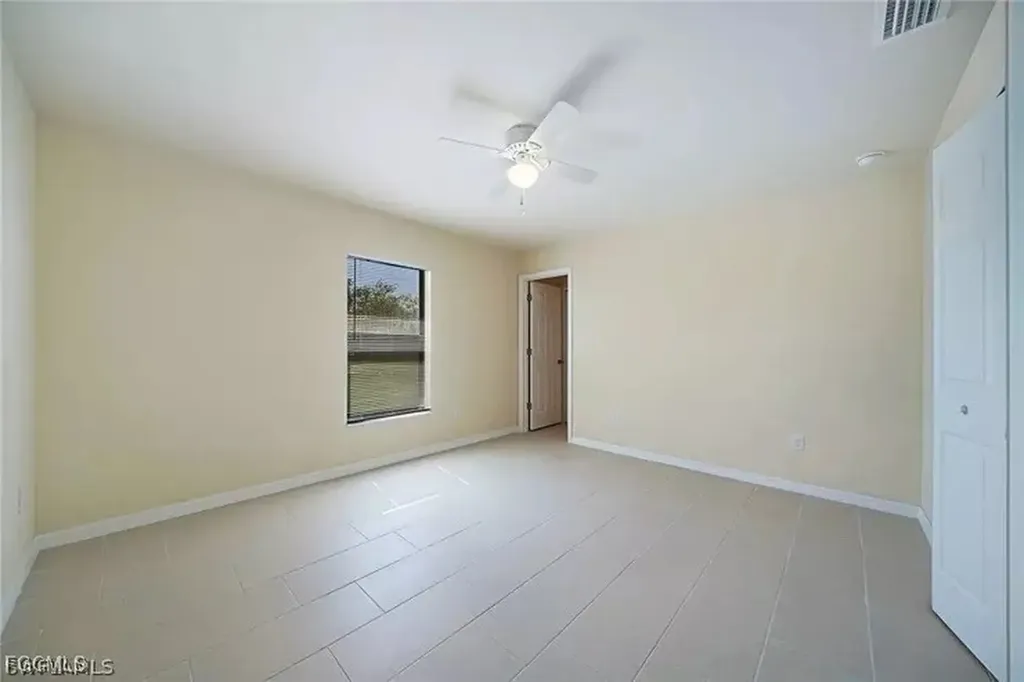 1114 SW 15th Place Cape Coral FL 33991