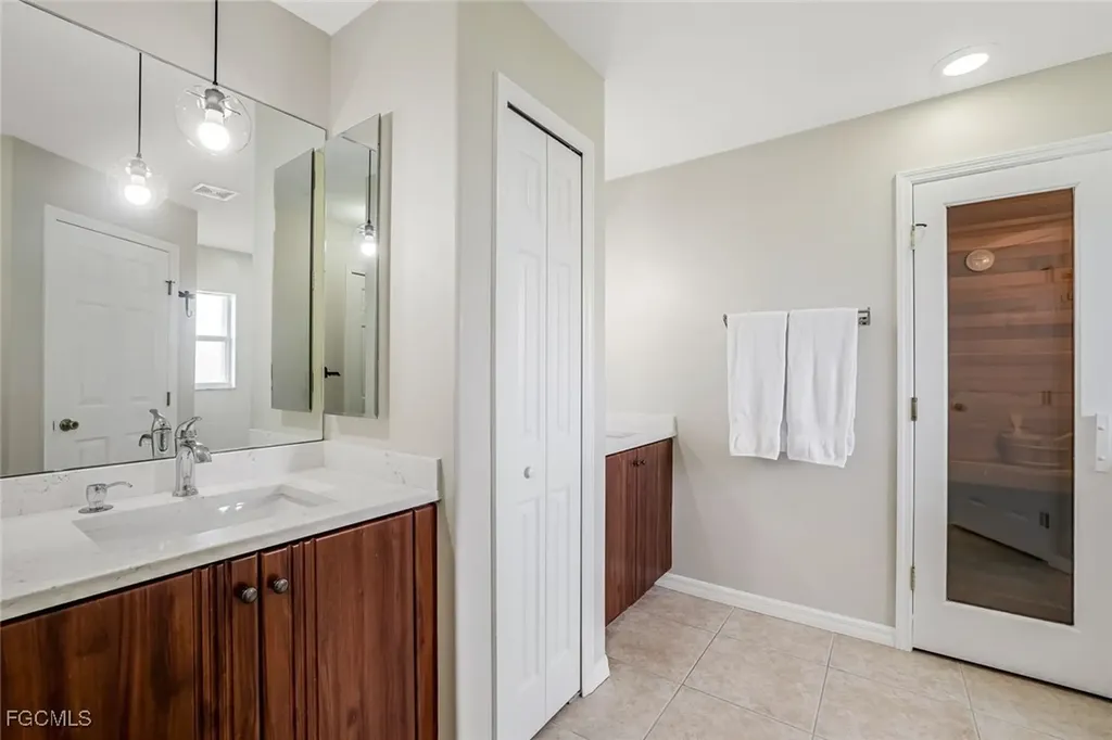 2931 NW 18th Terrace Cape Coral FL 33993