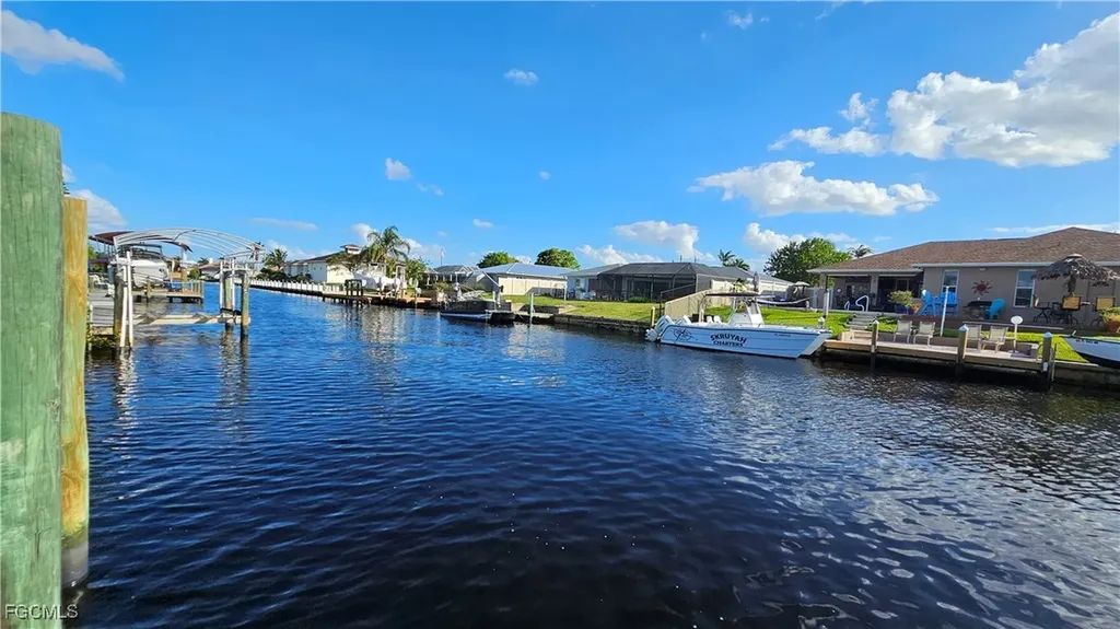 1932 SE 31st Terrace Cape Coral FL 33904