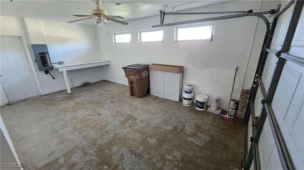 1932 SE 31st Terrace Cape Coral FL 33904