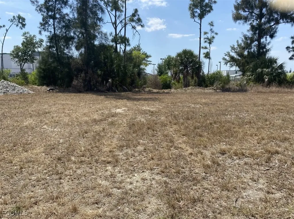 3808 NE 23rd Avenue Cape Coral FL 33909