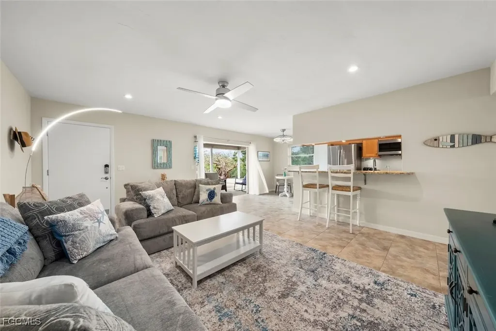 601 Periwinkle Way Sanibel FL 33957