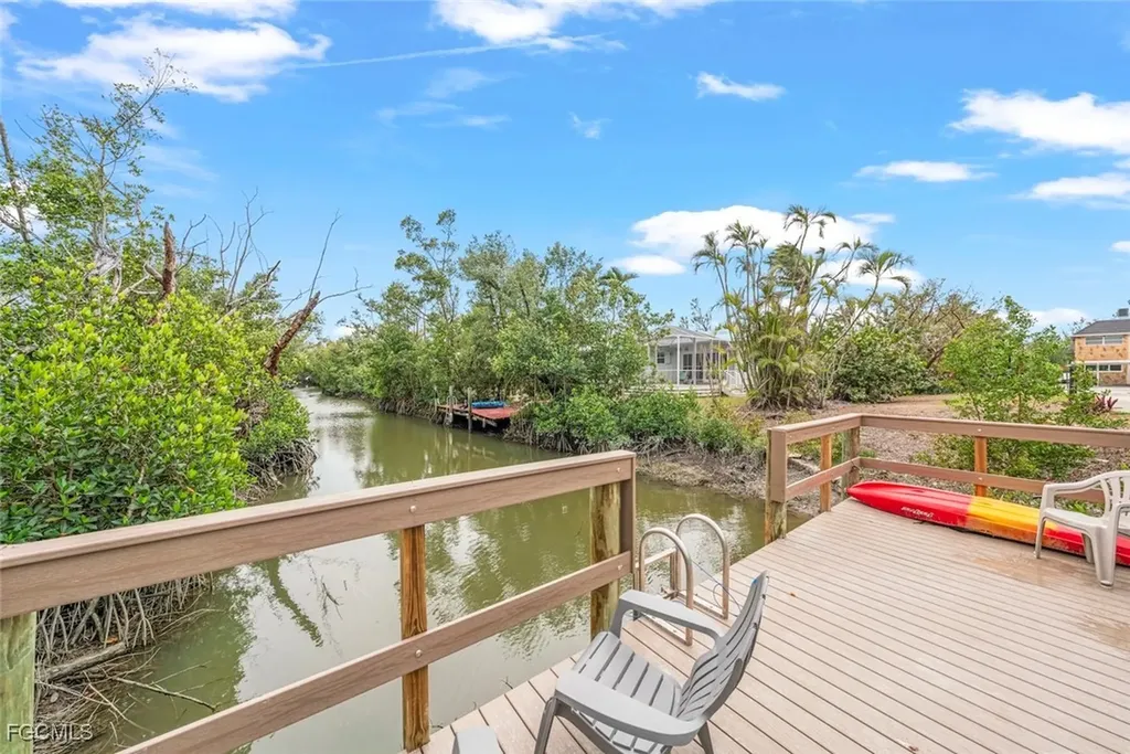 601 Periwinkle Way Sanibel FL 33957