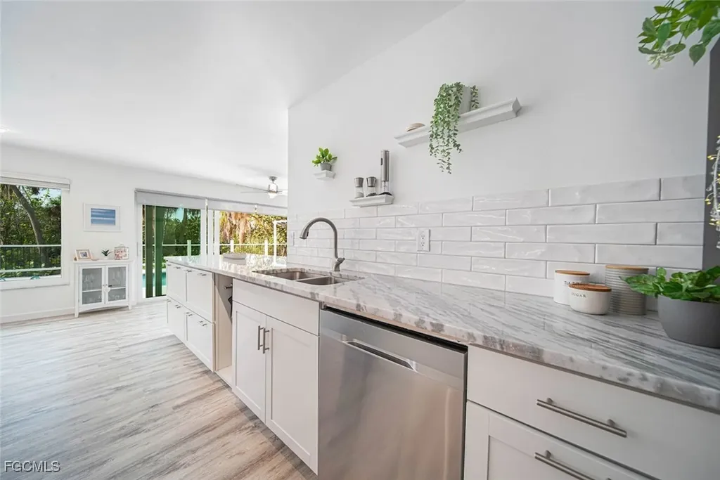 4639 Brainard Bayou Road Sanibel FL 33957