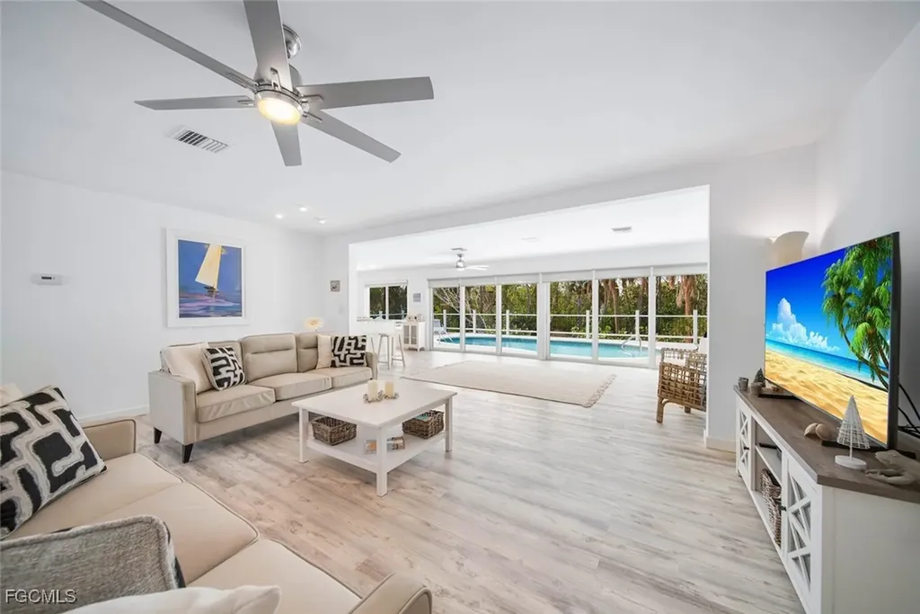 4639 Brainard Bayou Road Sanibel FL 33957