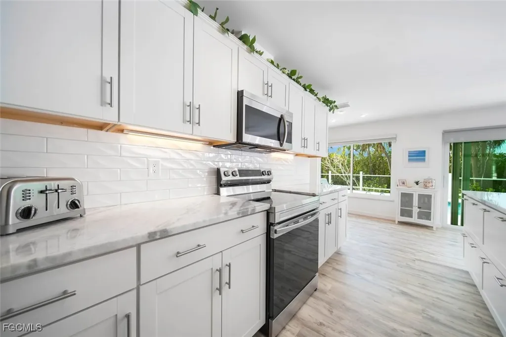 4639 Brainard Bayou Road Sanibel FL 33957
