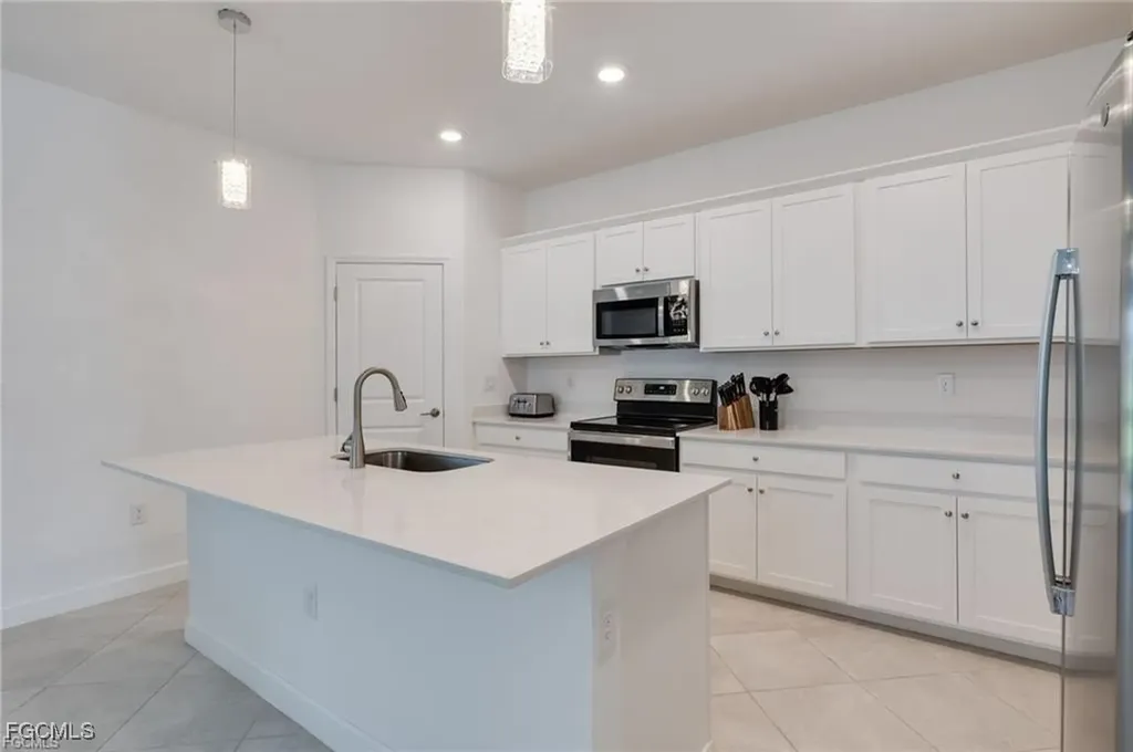 9146 Leatherwood Loop Lehigh Acres FL 33936