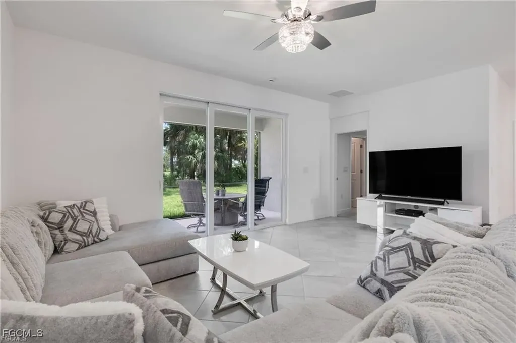 9146 Leatherwood Loop Lehigh Acres FL 33936