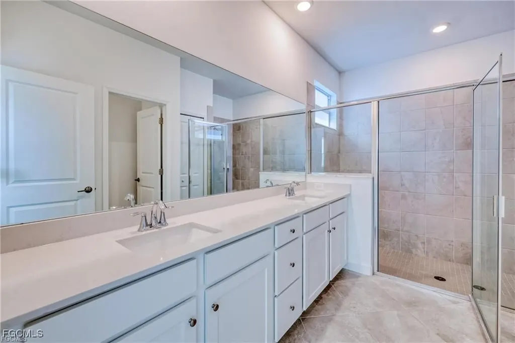 9146 Leatherwood Loop Lehigh Acres FL 33936