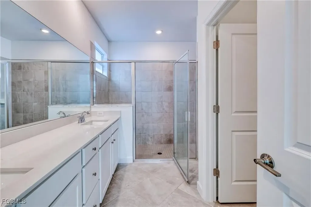 9146 Leatherwood Loop Lehigh Acres FL 33936