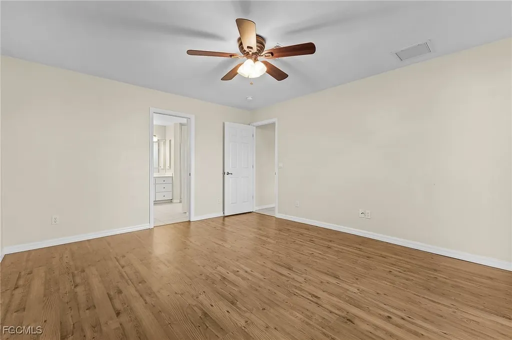 1230 SW 4th Avenue Cape Coral FL 33991