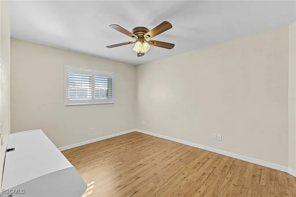 1230 SW 4th Avenue Cape Coral FL 33991