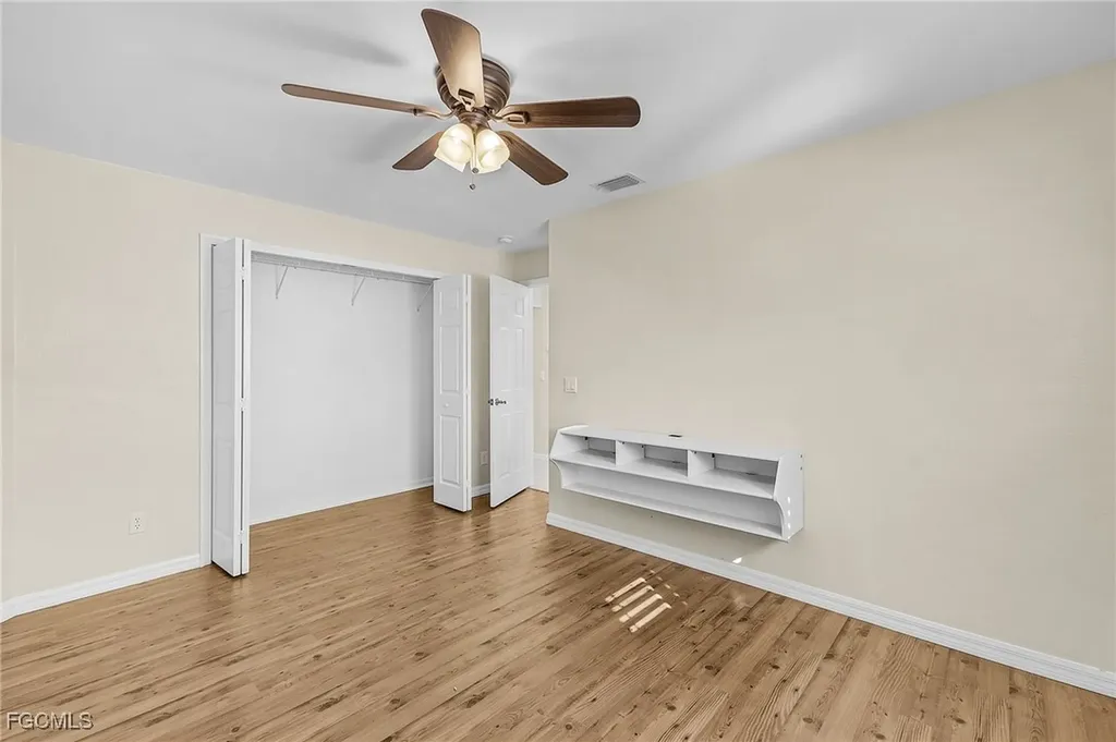 1230 SW 4th Avenue Cape Coral FL 33991
