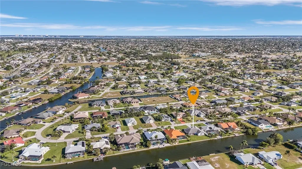 1230 SW 4th Avenue Cape Coral FL 33991
