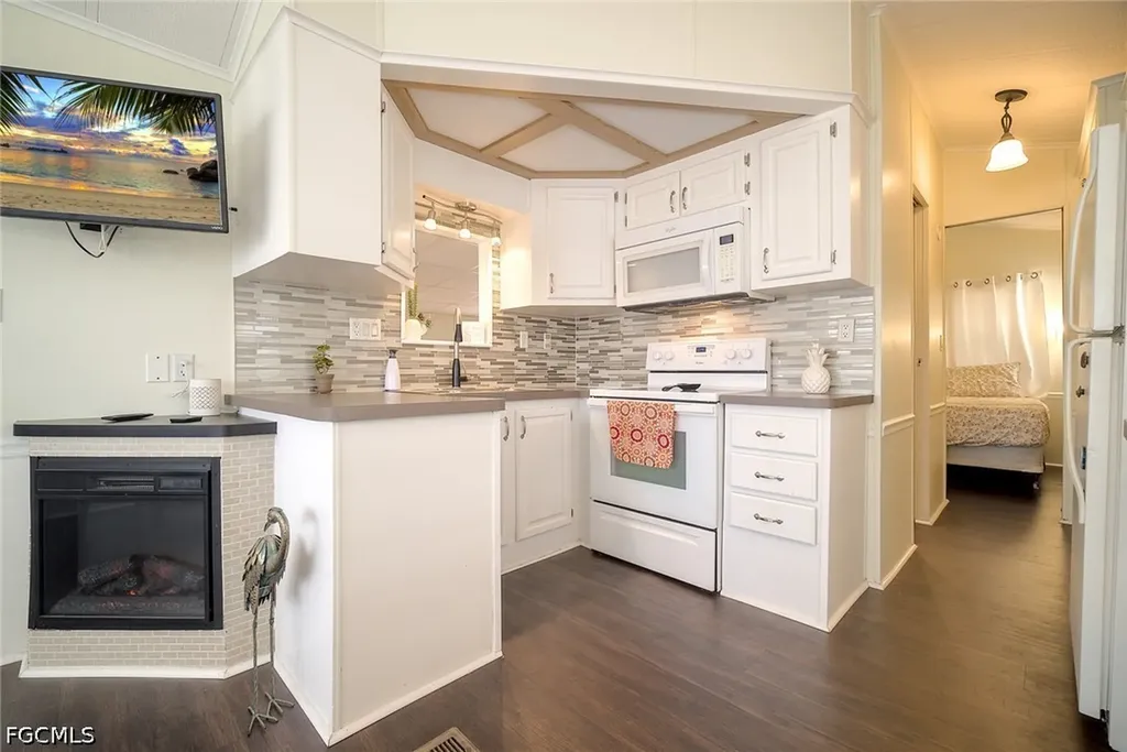 16331 Hermit Thrush Lane Fort Myers FL 33908