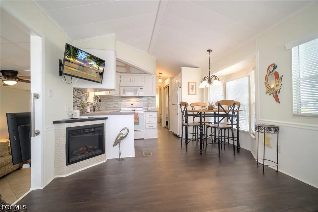 16331 Hermit Thrush Lane Fort Myers FL 33908