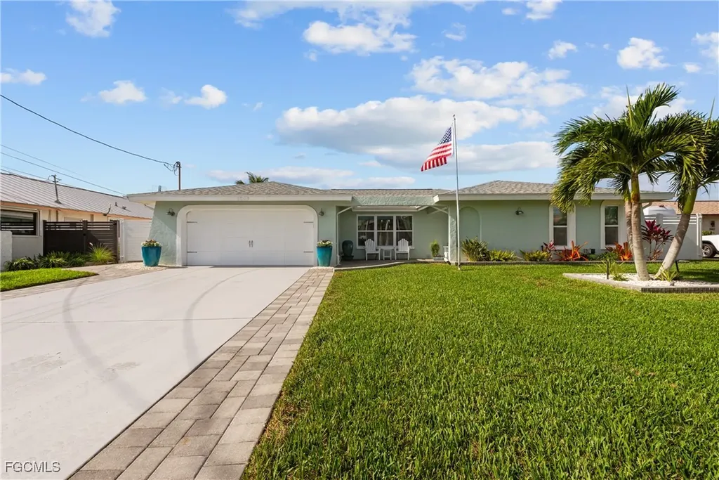 3506 SE 22nd Place Cape Coral FL 33904