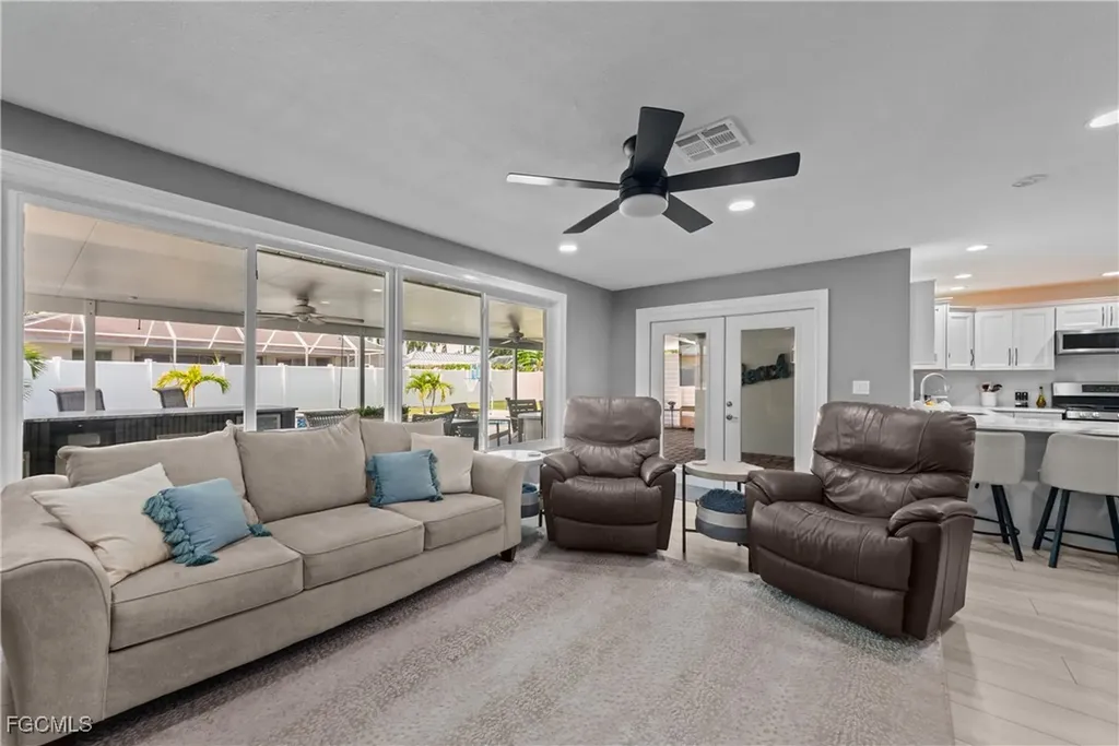 3506 SE 22nd Place Cape Coral FL 33904