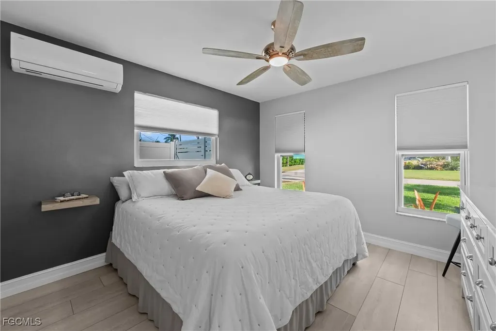 3506 SE 22nd Place Cape Coral FL 33904