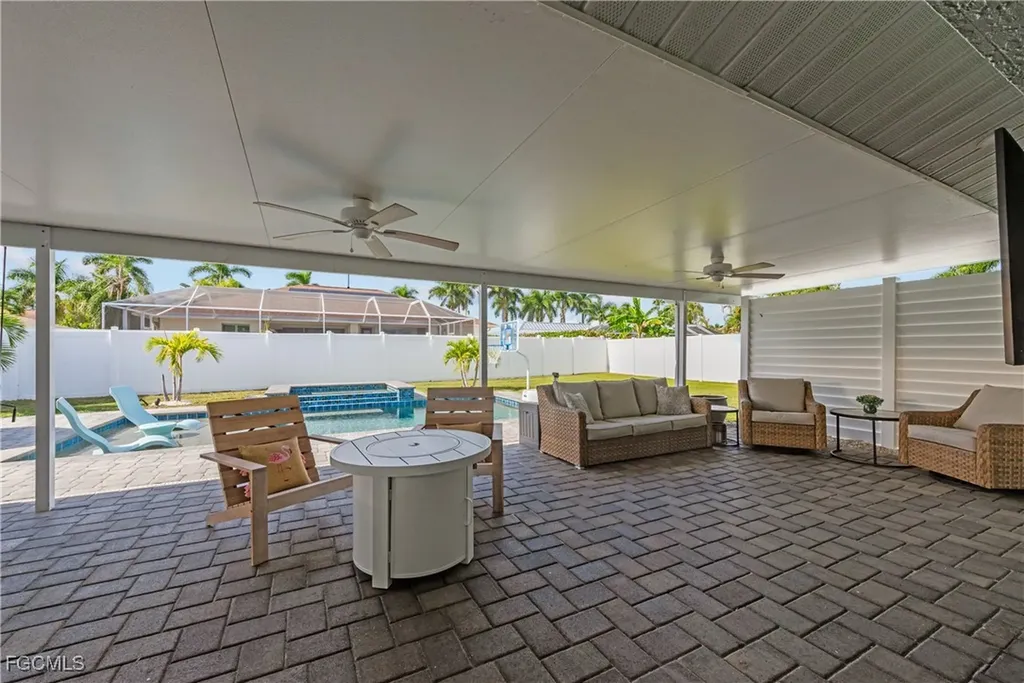 3506 SE 22nd Place Cape Coral FL 33904