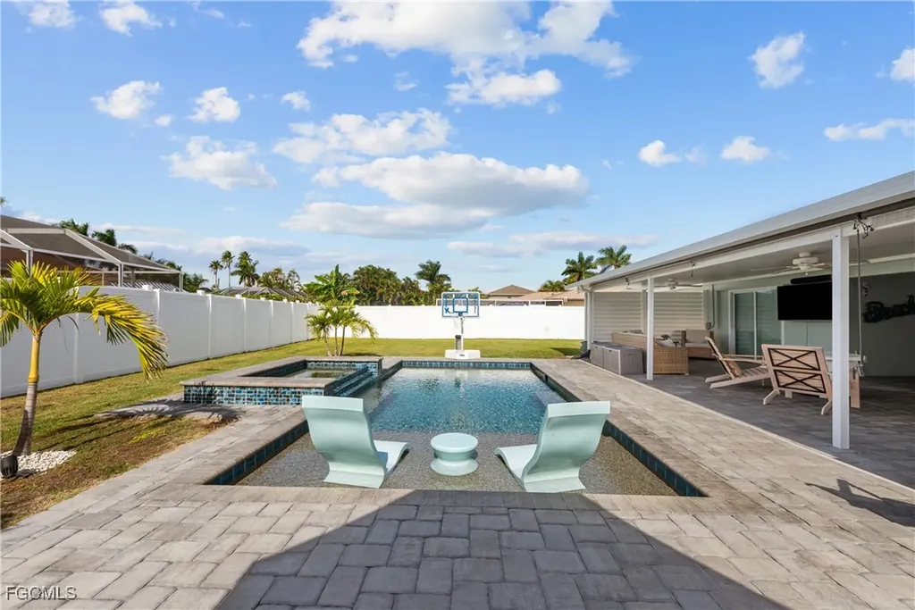3506 SE 22nd Place Cape Coral FL 33904