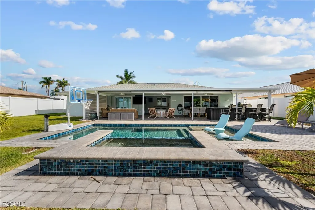 3506 SE 22nd Place Cape Coral FL 33904