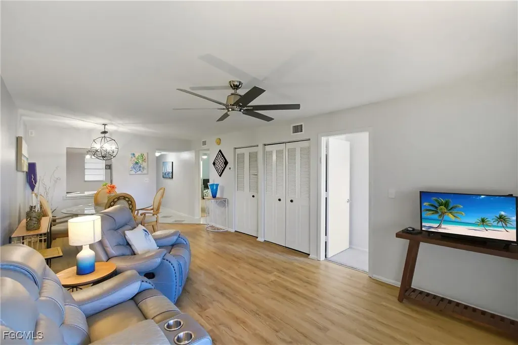 2111 Barkeley Lane Fort Myers FL 33907