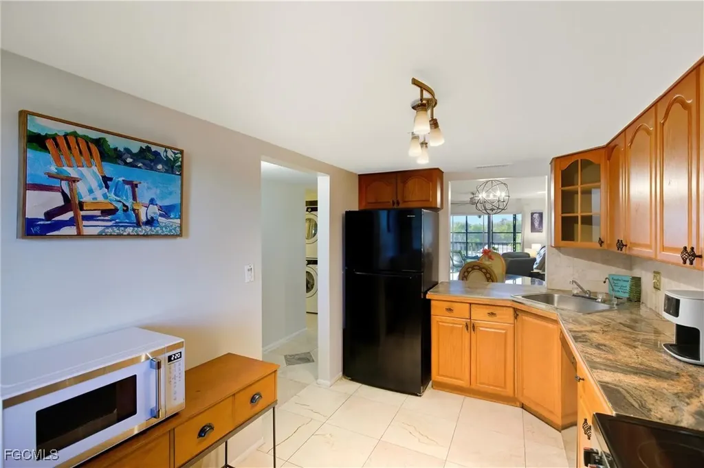 2111 Barkeley Lane Fort Myers FL 33907