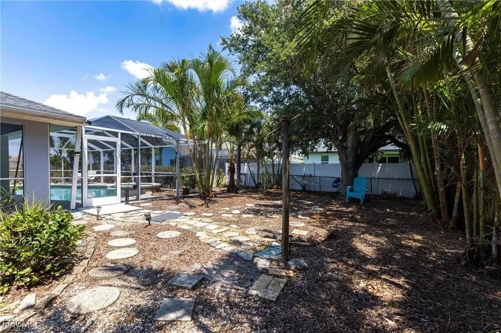 209 NW 20th Avenue Cape Coral FL 33993