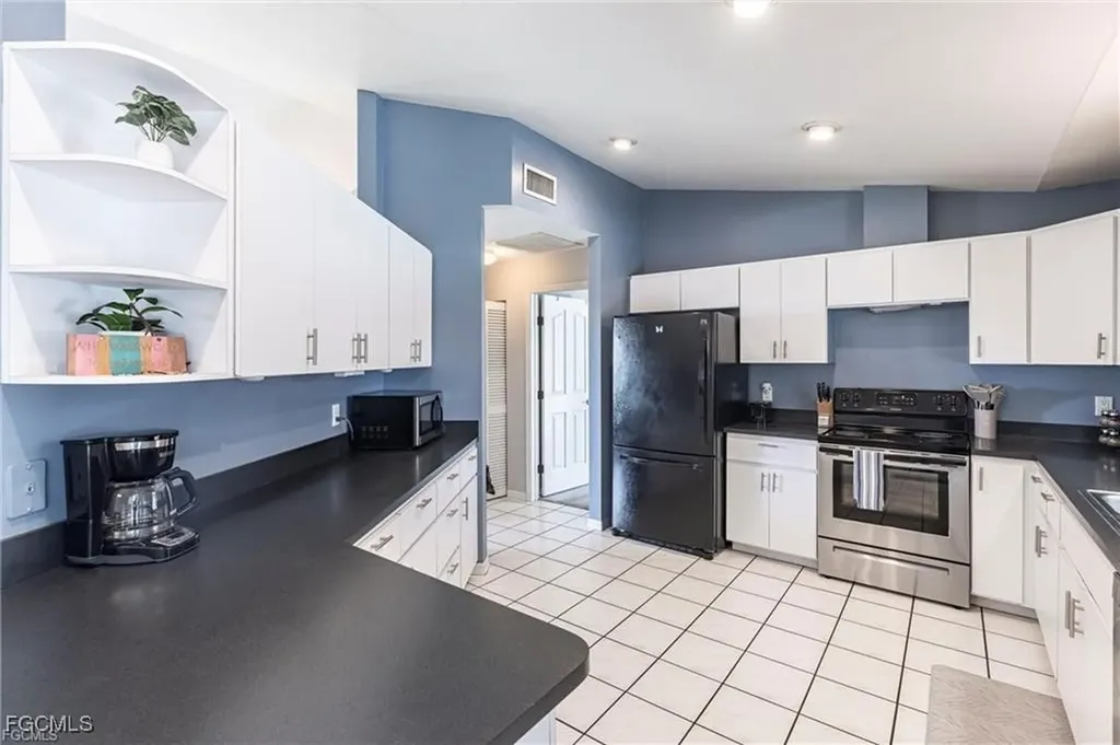 209 NW 20th Avenue Cape Coral FL 33993