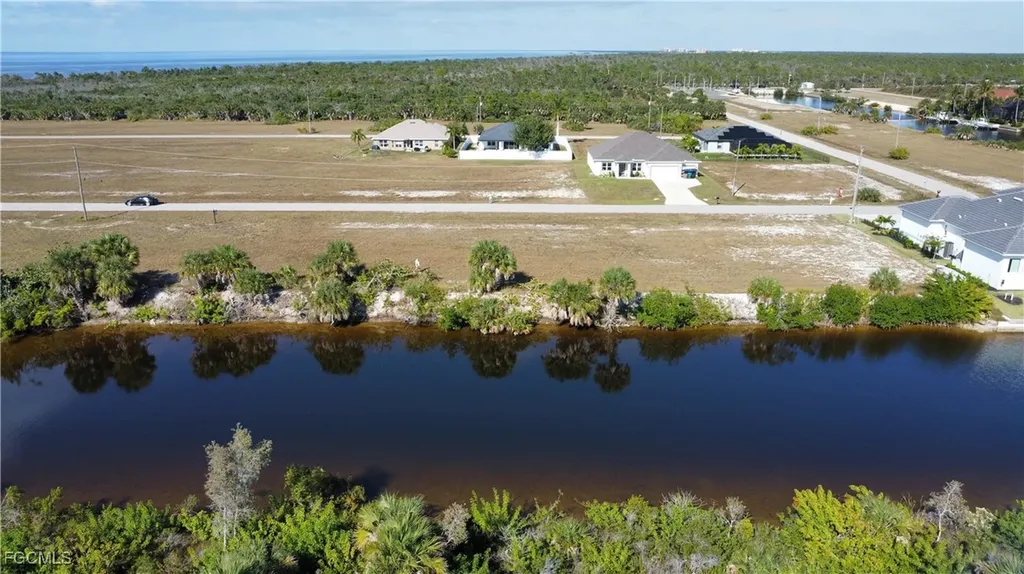 4714 NW 36th Street Cape Coral FL 33993