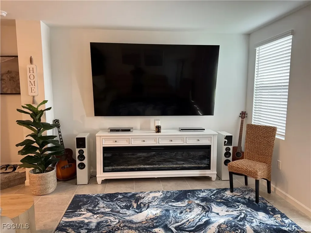1663 Lake Jessup Circle Cape Coral FL 33909