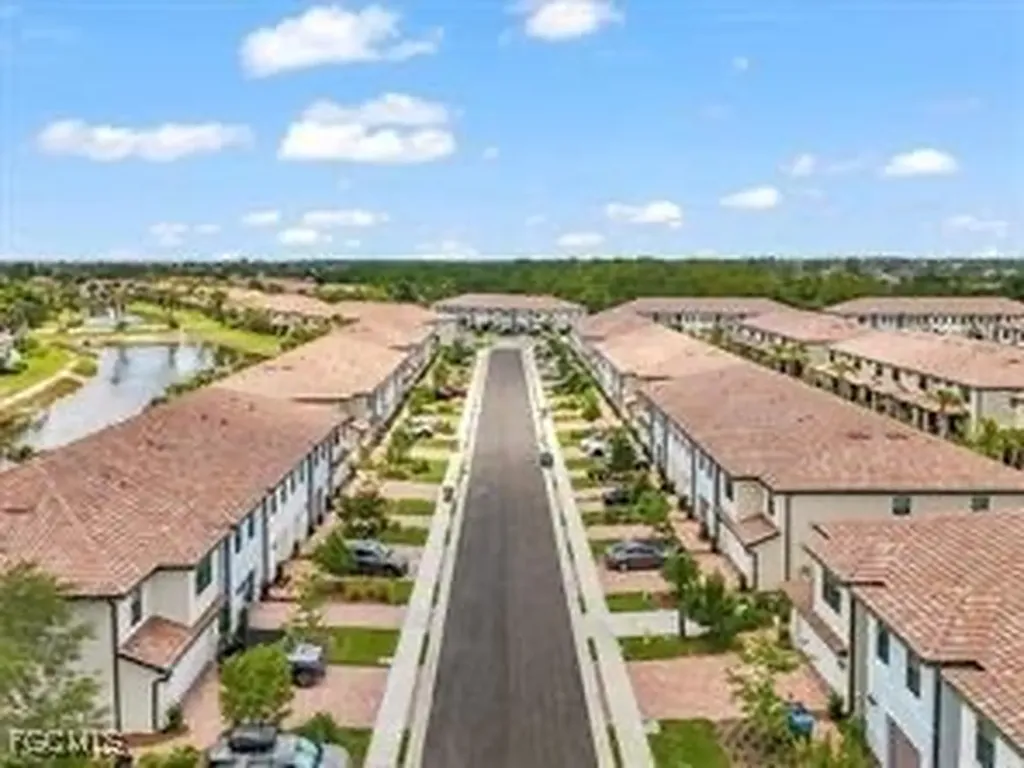 1663 Lake Jessup Circle Cape Coral FL 33909