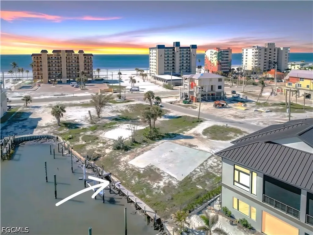 581 Carlos Circle Fort Myers Beach FL 33931