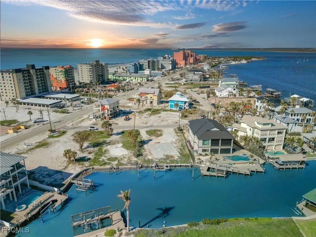 581 Carlos Circle Fort Myers Beach FL 33931