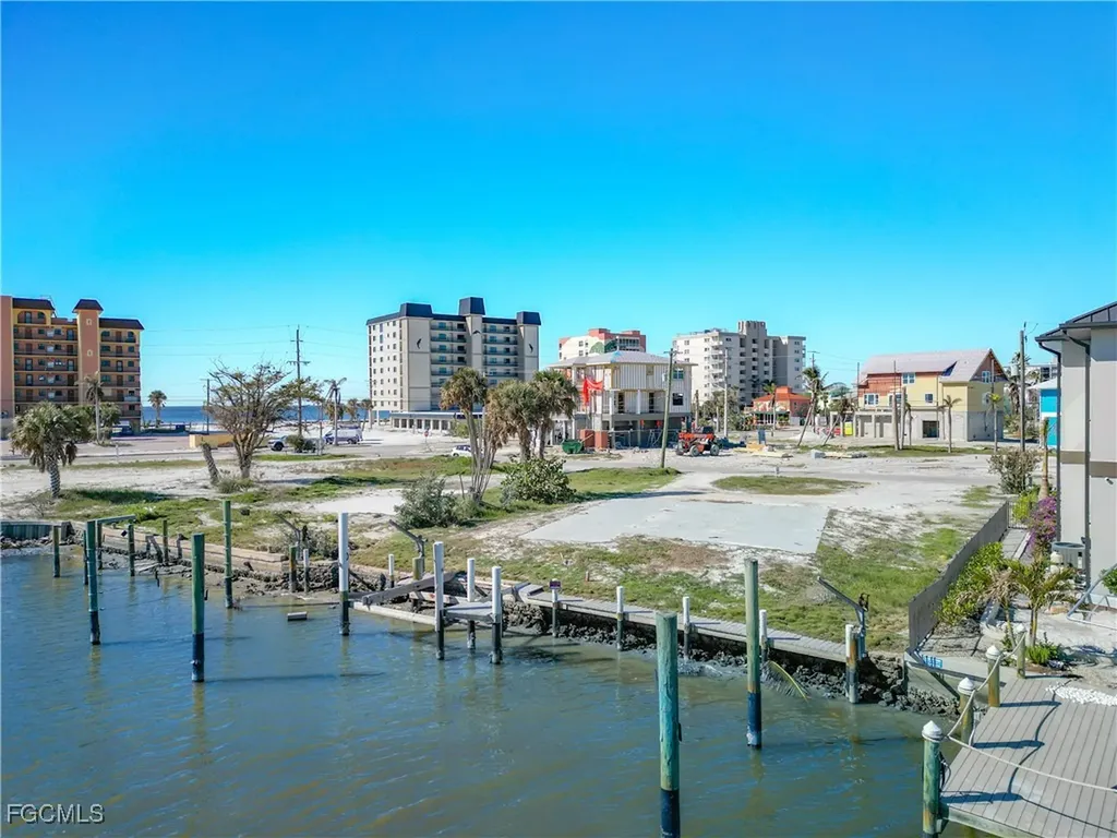 581 Carlos Circle Fort Myers Beach FL 33931