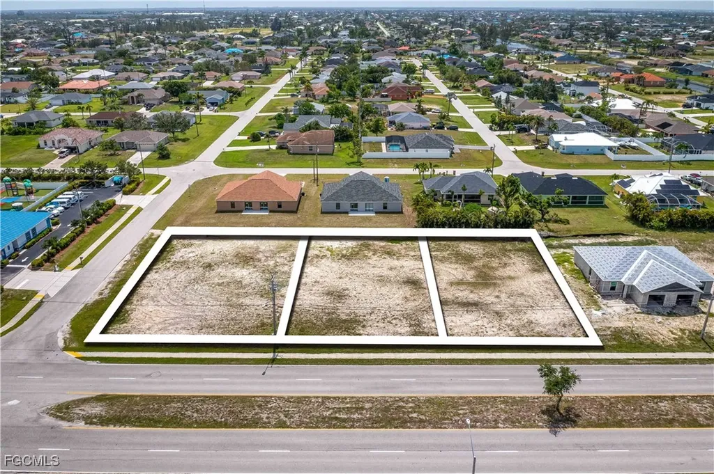 2916 Skyline Boulevard Cape Coral FL 33914