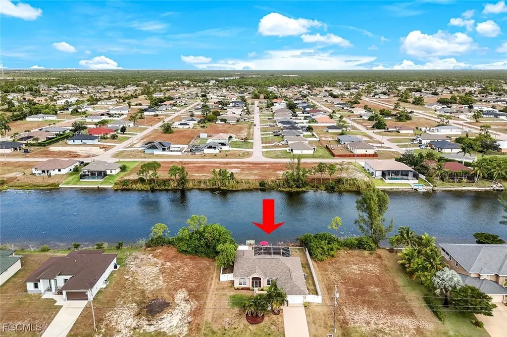 2427 NW 25th Street Cape Coral FL 33993