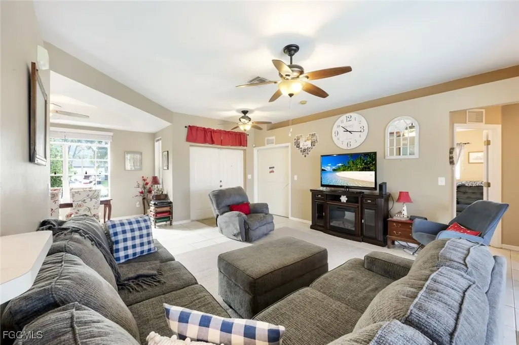 2427 NW 25th Street Cape Coral FL 33993