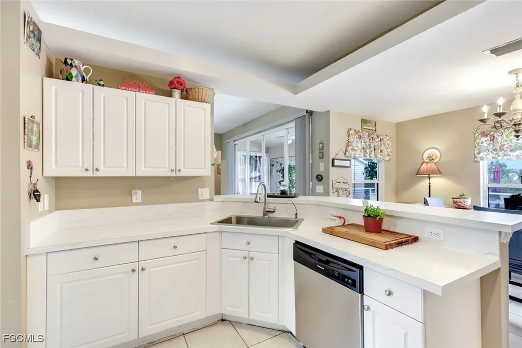 2427 NW 25th Street Cape Coral FL 33993