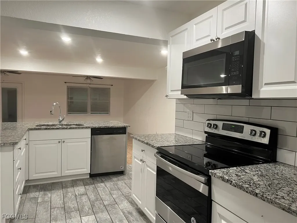 3923 SE 12th Avenue Cape Coral FL 33904