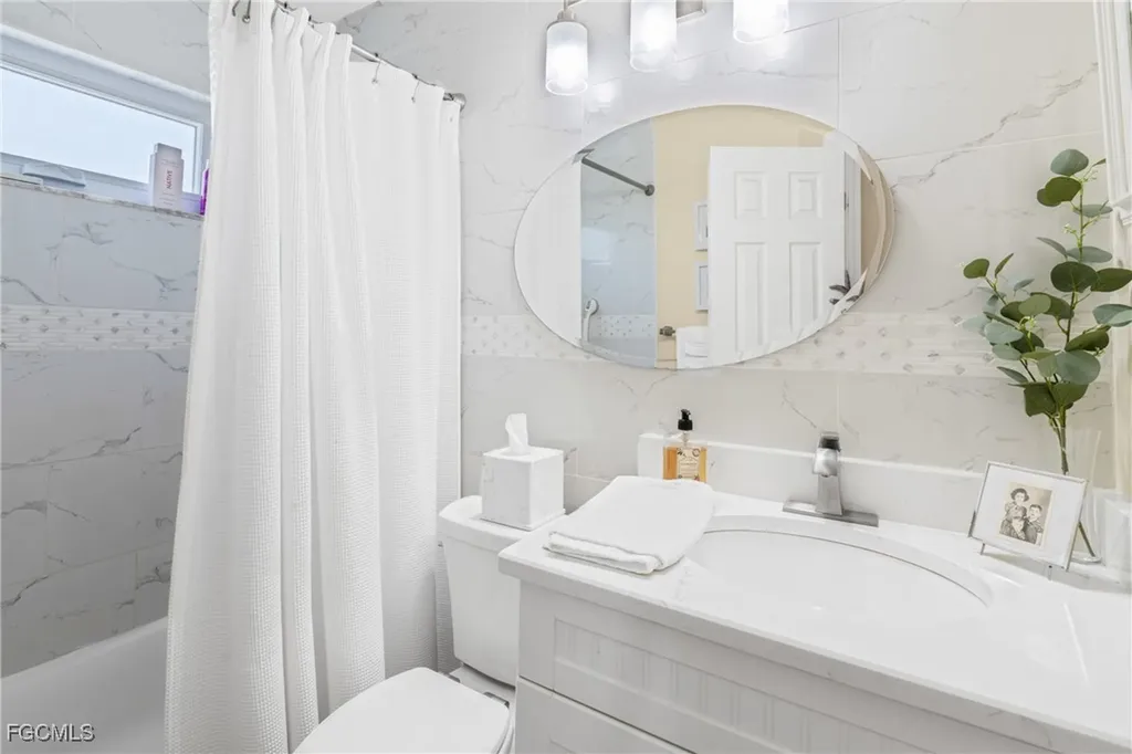 188 Bayview Avenue Fort Myers Beach FL 33931