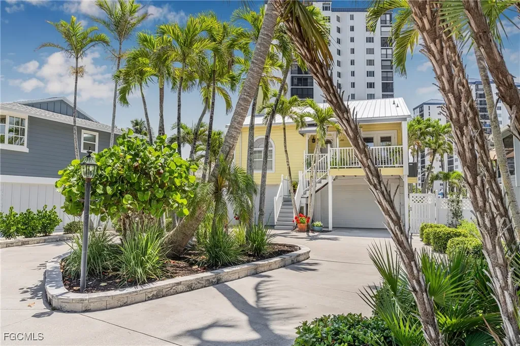 188 Bayview Avenue Fort Myers Beach FL 33931