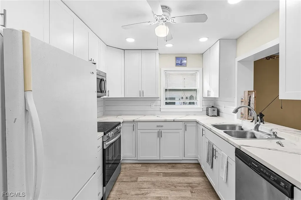 2355 Banana Street St. James City FL 33956
