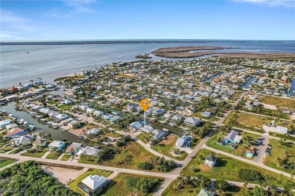 2355 Banana Street St. James City FL 33956