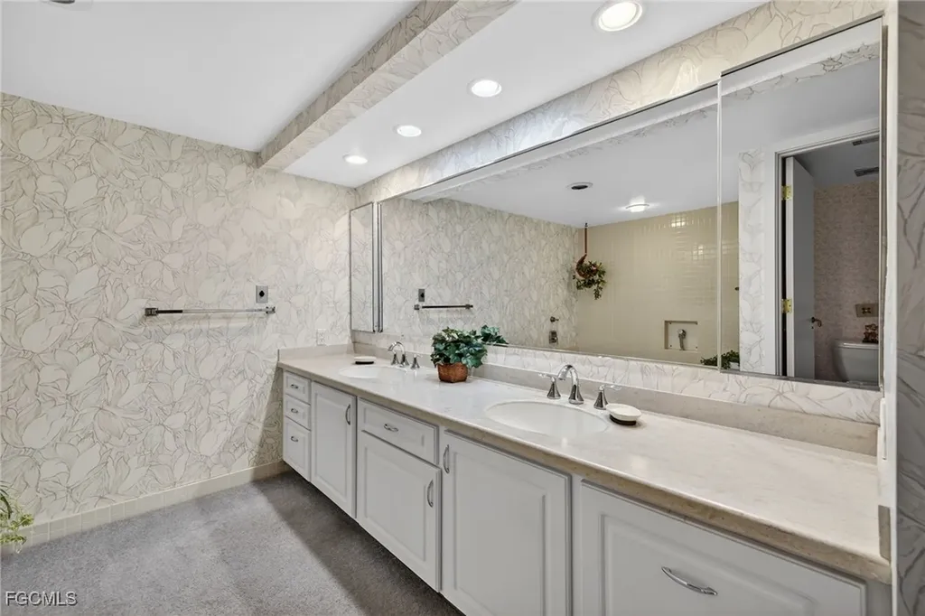 5260 S Landings Drive Fort Myers FL 33919