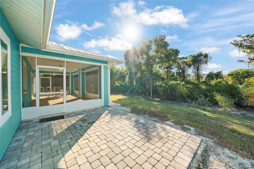 11931 Oakland Drive Bokeelia FL 33922