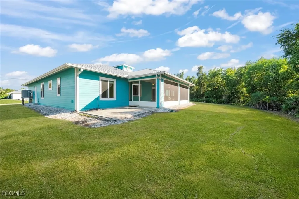 11931 Oakland Drive Bokeelia FL 33922